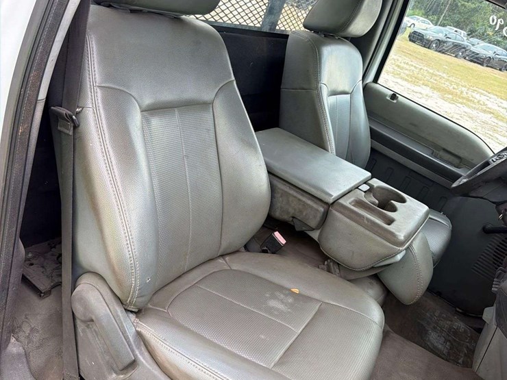 2012-ford-f350-image-15