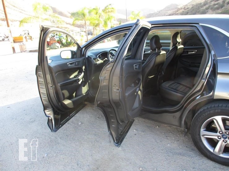 2019-ford-edge-sel-image-13