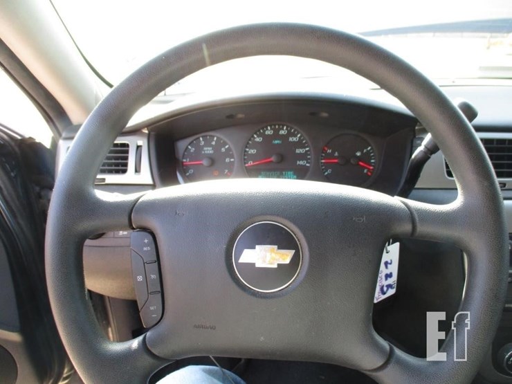 2012-chevrolet-impala-image-10