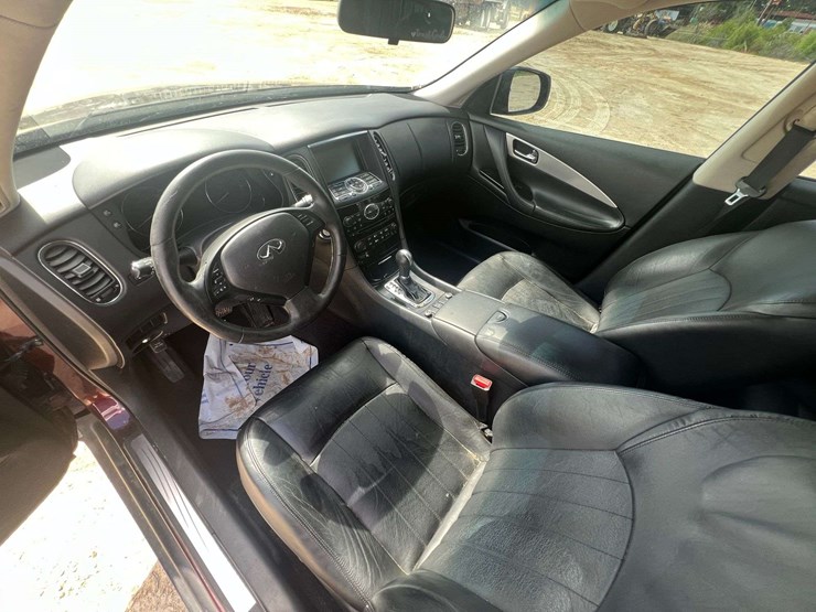 2017-infiniti-qx50-image-11