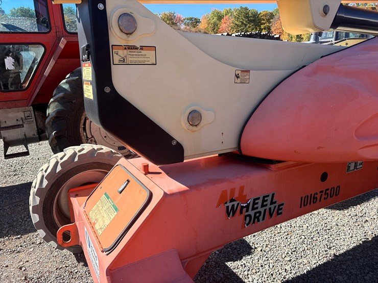2013-jlg-m600jp-image-9