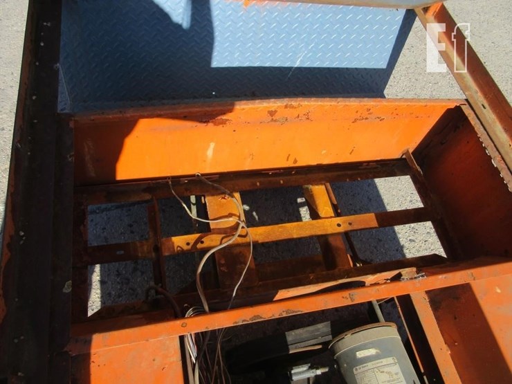 utility-flatbed-image-6