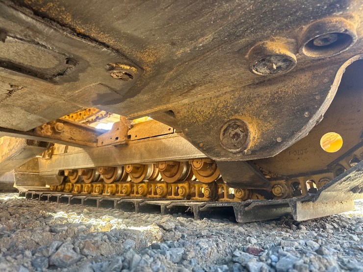 caterpillar-d3b-lgp-image-30