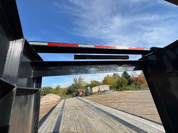 #1956-•-2023-gatormade-tuff-gooseneck-trailer-image-47
