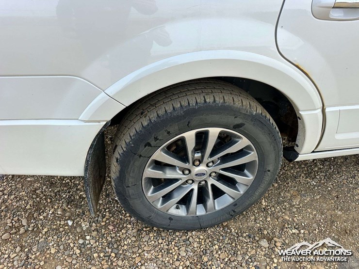 2016-ford-expedition-limited-image-46