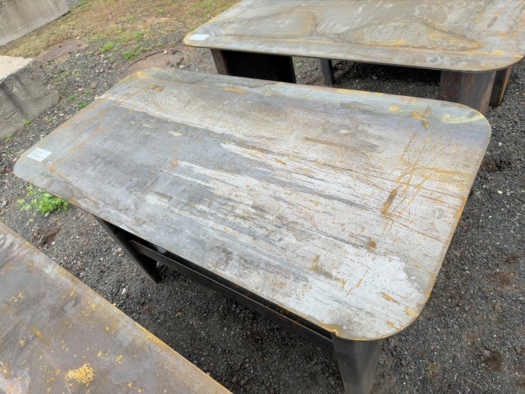 58”-x-29”-steel-welding-table-image-4