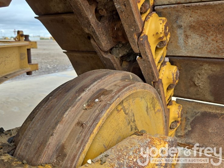 2021-caterpillar-d5-lgp-image-16