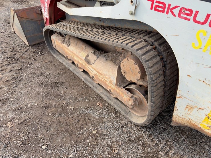 2019-takeuchi-tl6r-image-15