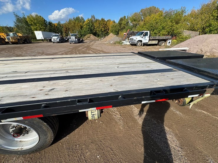 #1956-•-2023-gatormade-tuff-gooseneck-trailer-image-28