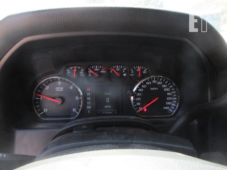 2016-chevrolet-2500hd-image-9