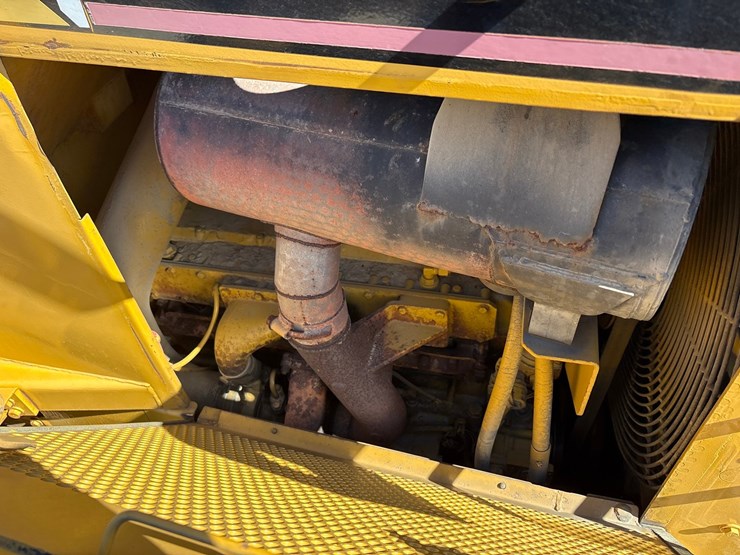 caterpillar-d5m-lgp-image-41