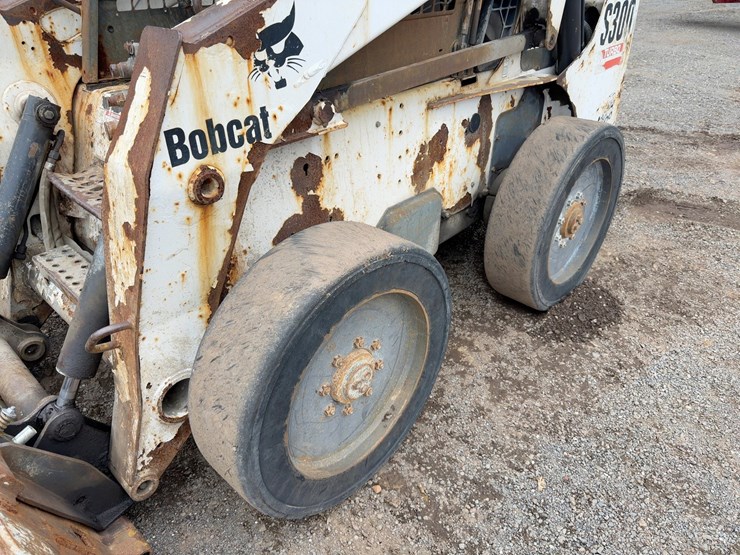 2005-bobcat-s300-image-14