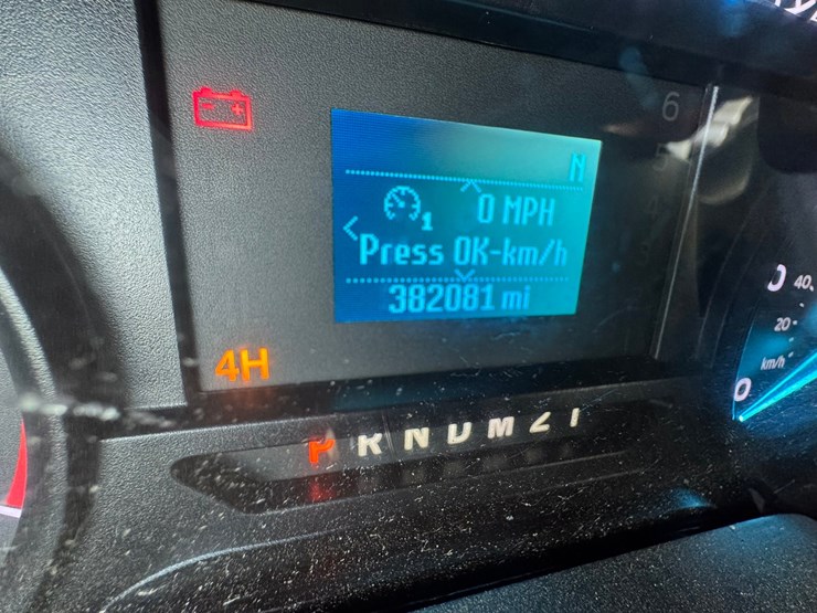 2019-ford-f350-xl-image-34
