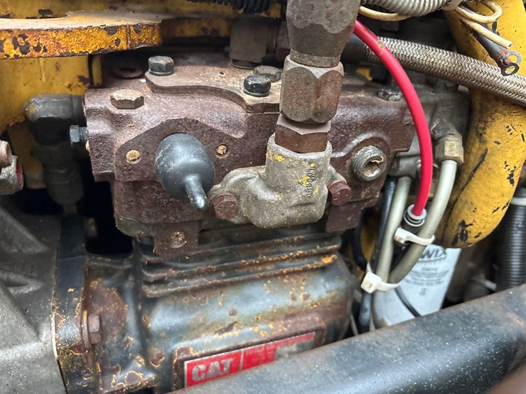 1994-caterpillar-10-image-57