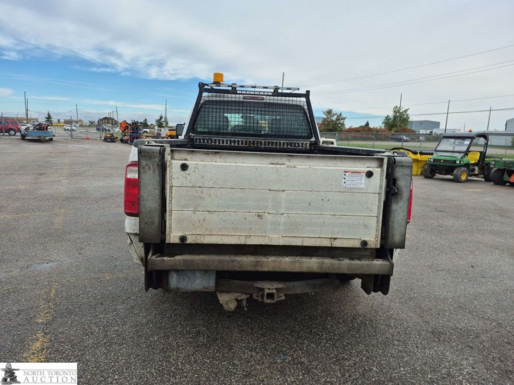 2014-ford-f350-image-6