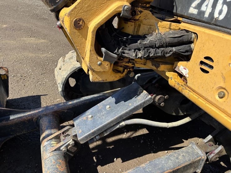 deere-27d-image-18