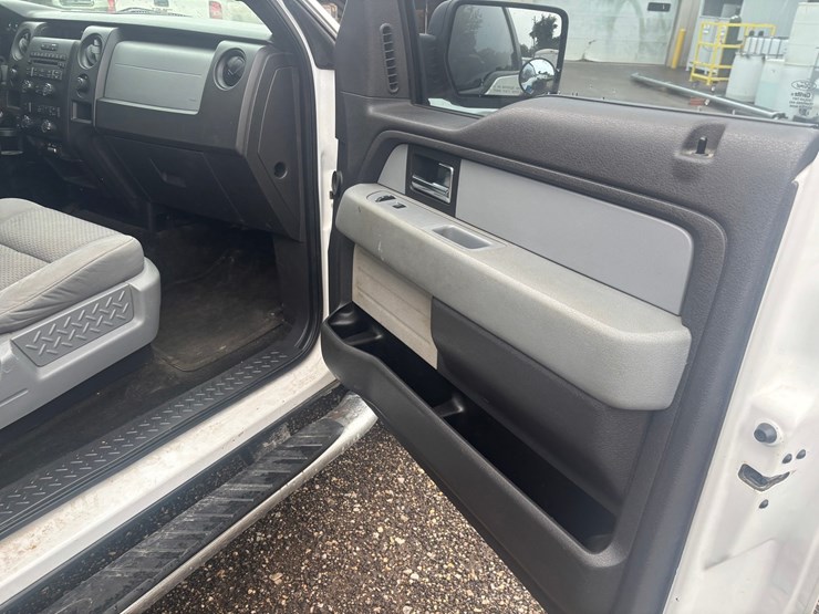 2014-ford-f150-image-48