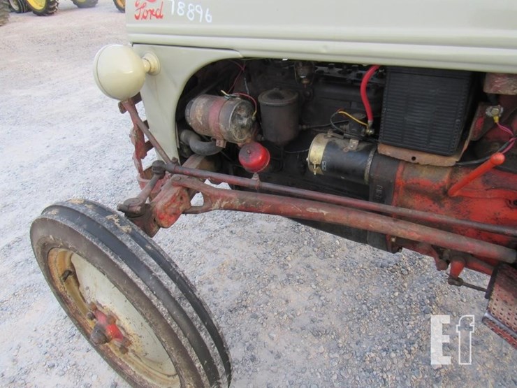 1950-ford-8n-image-5