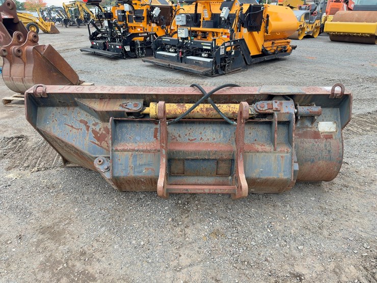 caterpillar-420d-it-image-3