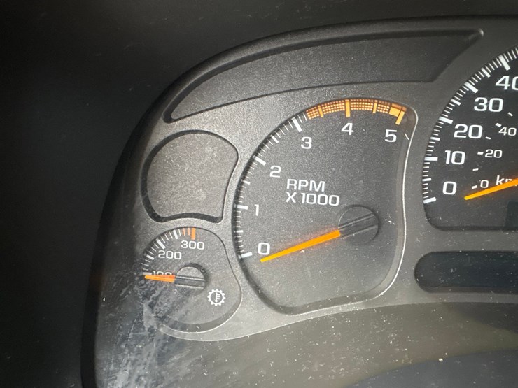 2003-chevrolet-2500-image-52