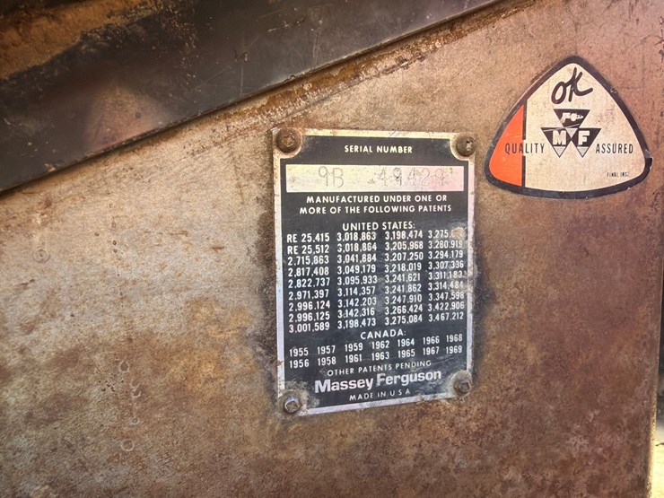 massey-ferguson-1135-image-41