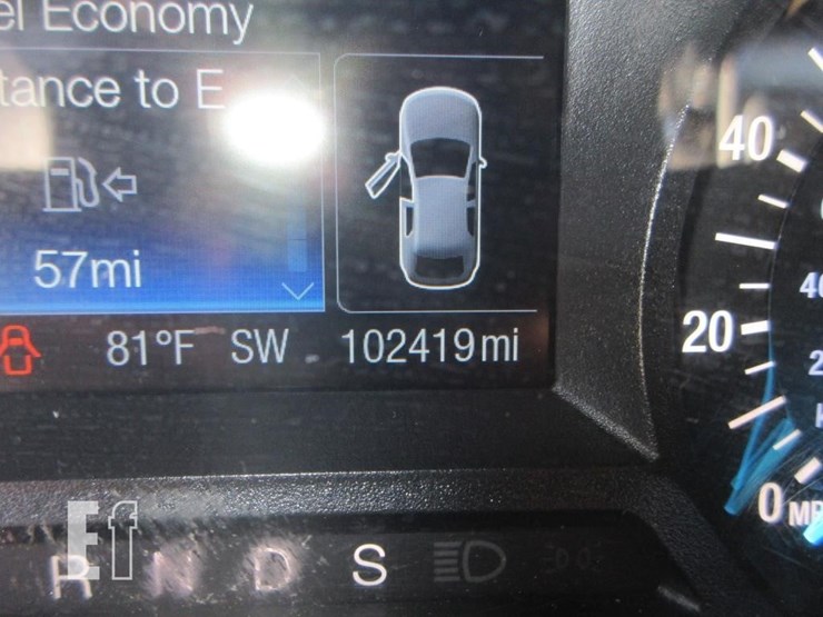 2015-ford-fusion-image-18