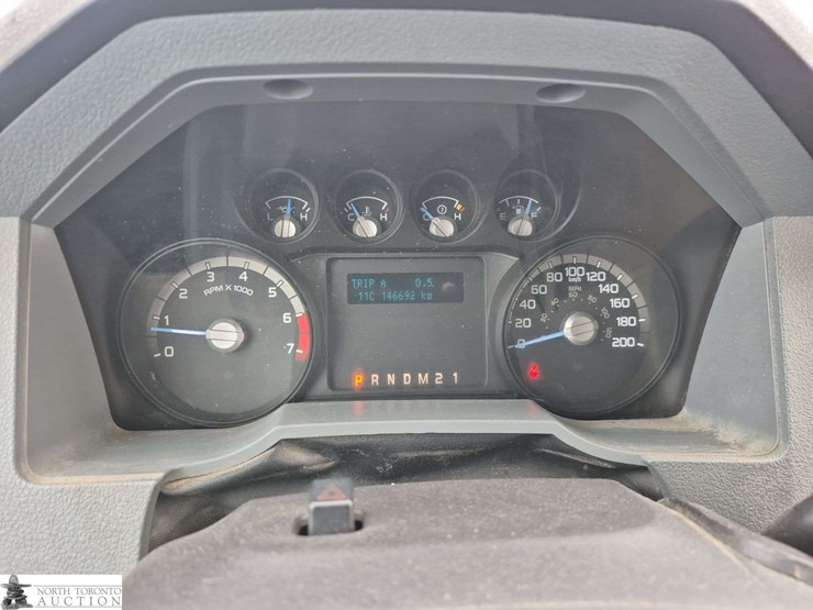 2014-ford-f350-image-11