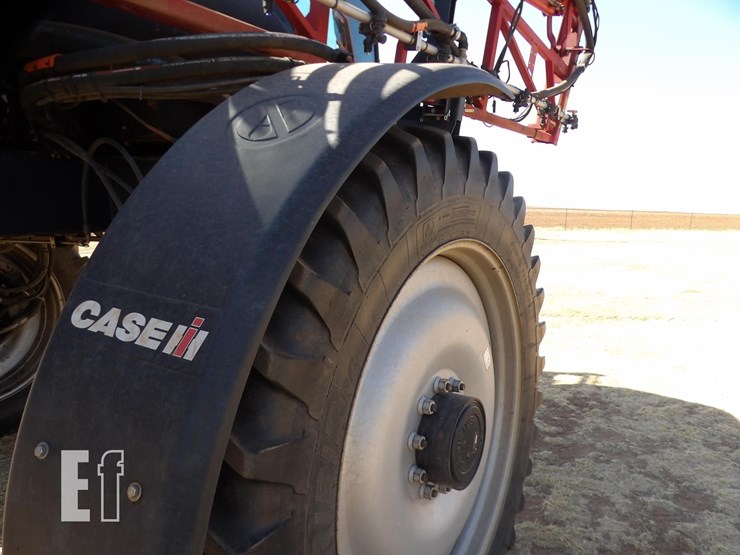 2017-case-ih-patriot-3340-image-22