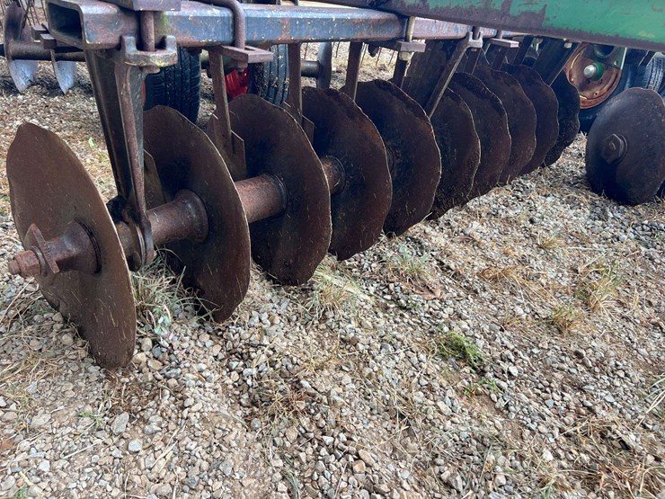 john-deere-210-image-25
