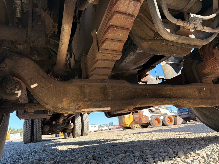ford-l9000-image-83