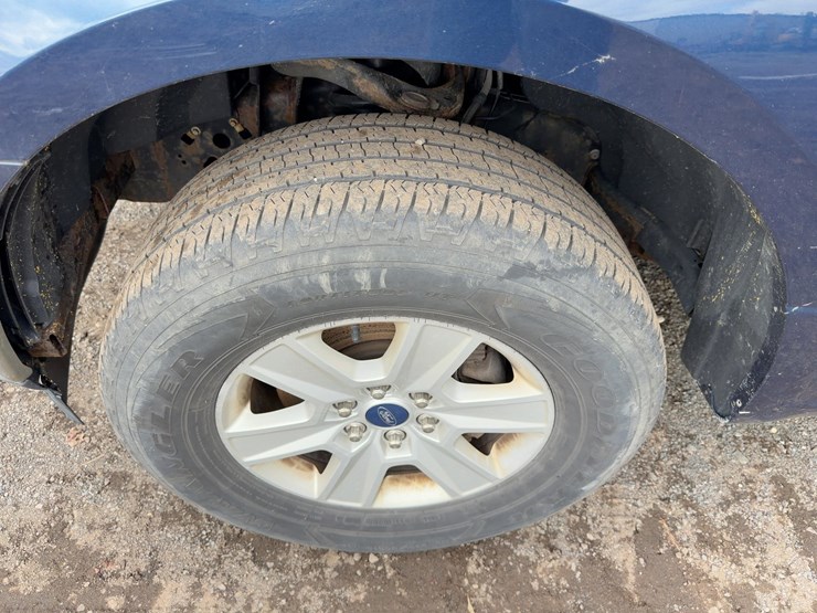 2019-ford-f150-xlt-image-11