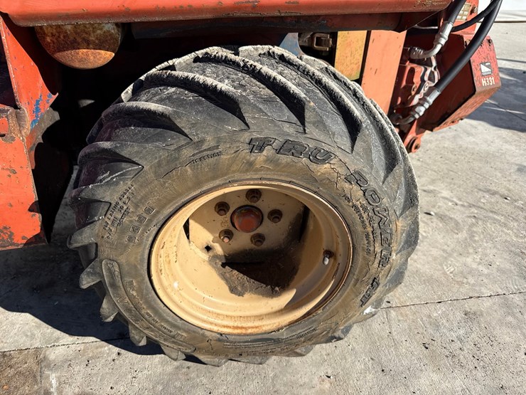 ditch-witch-350sx-image-49