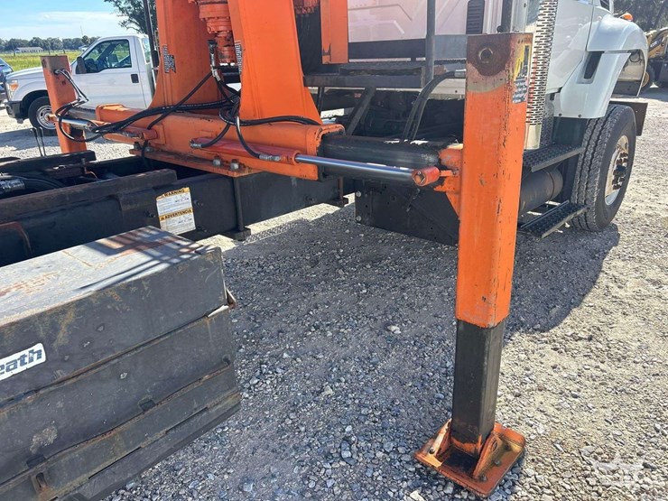 2014-international-workstar-7400-image-41