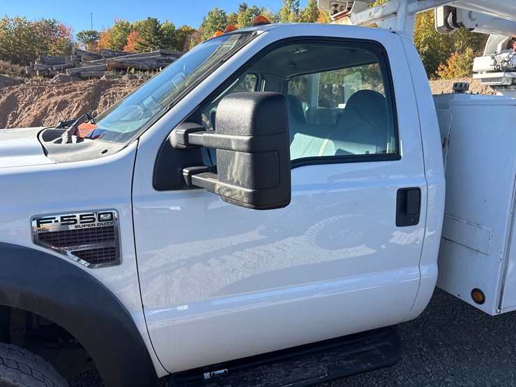 2008-ford-f550-image-12