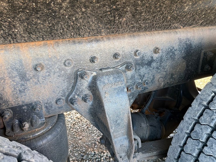 2018-western-star-4700-image-24