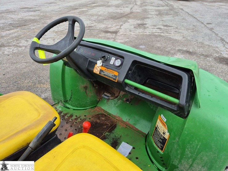 john-deere-gator-image-10