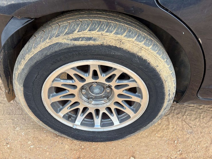 2010-ford-fusion-4-door-sedan-(215,818-miles)-image-19