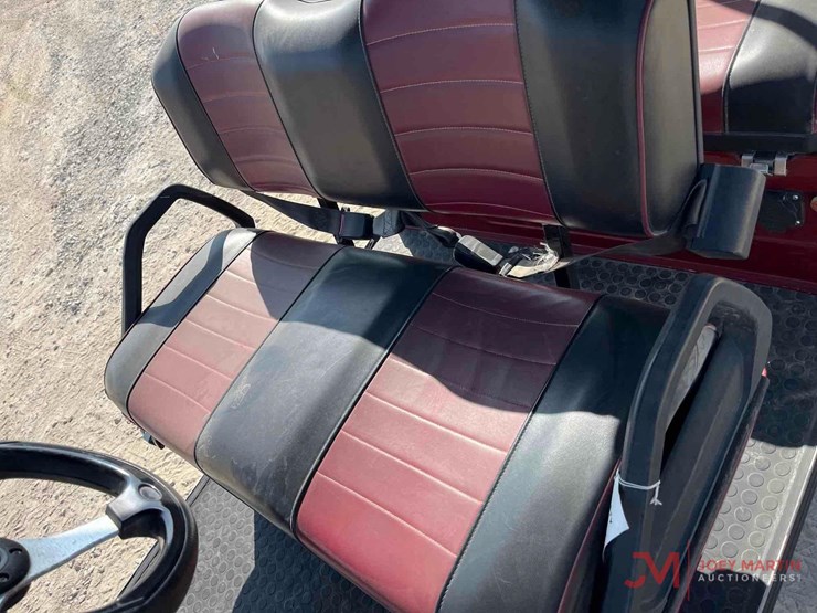 evolution-electric-6-seater-golf-cart-image-6