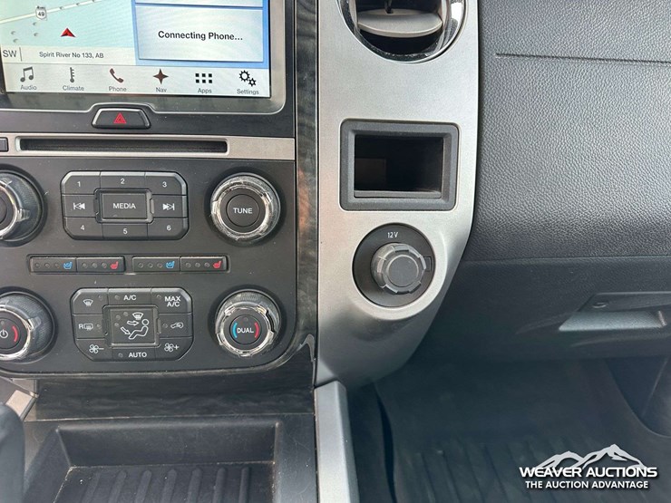2016-ford-expedition-limited-image-22