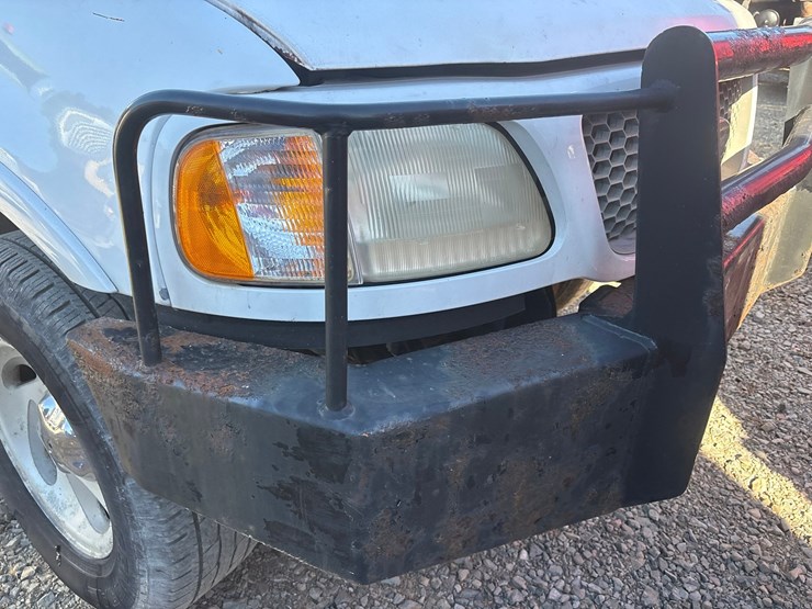 2001-ford-f150-xlt-image-28