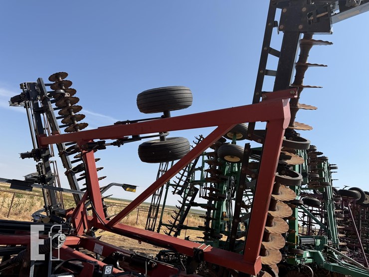 case-ih-true-tandem-330-turbo-image-10