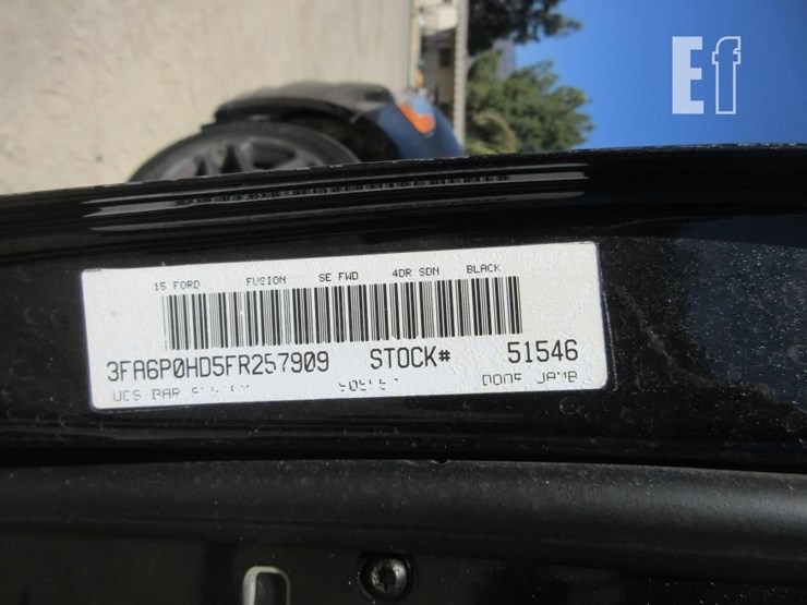 2015-ford-fusion-image-17