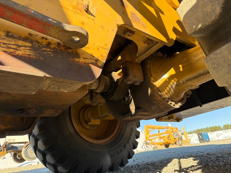 caterpillar-938g-image-50