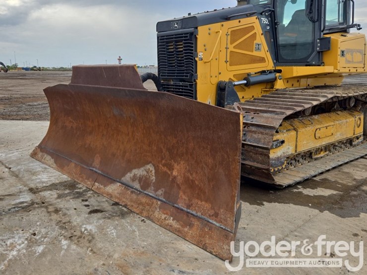 2021-deere-750l-lgp-image-22