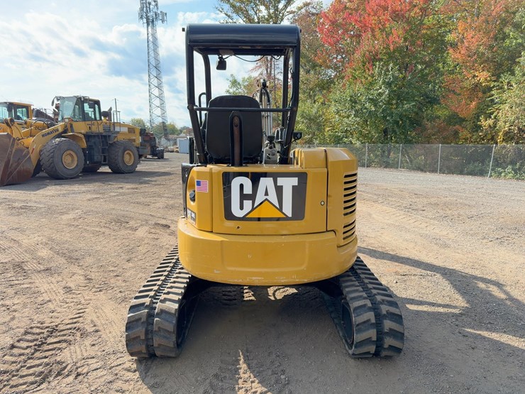 2016-caterpillar-304e2-cr-image-4