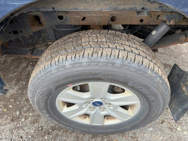 2019-ford-f150-xlt-image-10