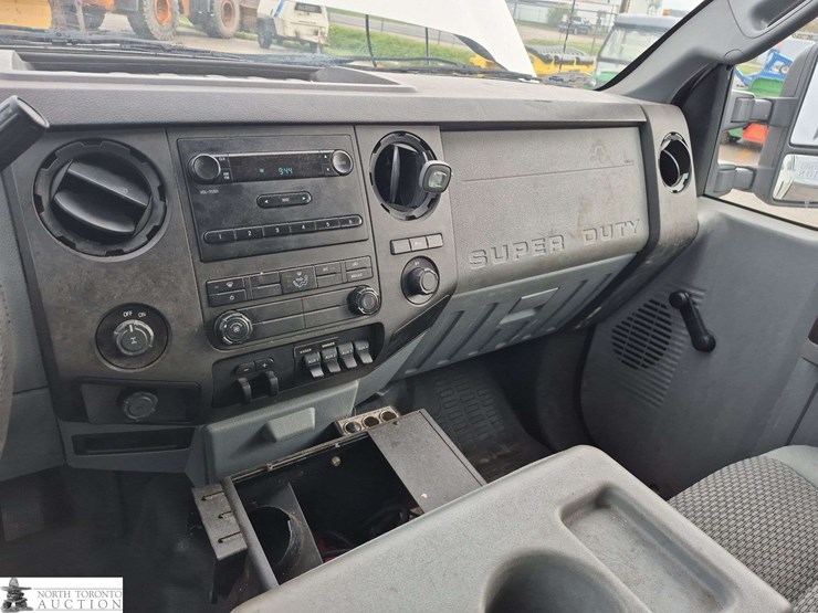 2014-ford-f250-image-12