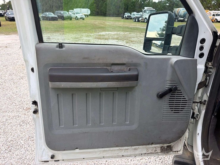 2012-ford-f350-image-14