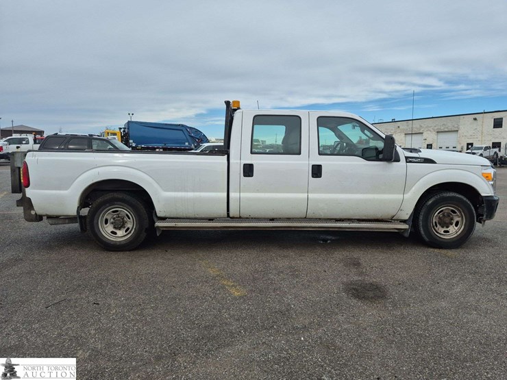 2014-ford-f350-image-4