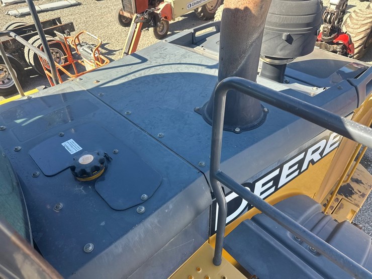 deere-844-image-38